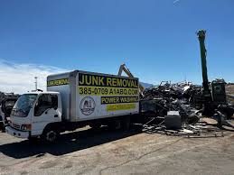 Best Appliance Removal  in Howards Grove, WI